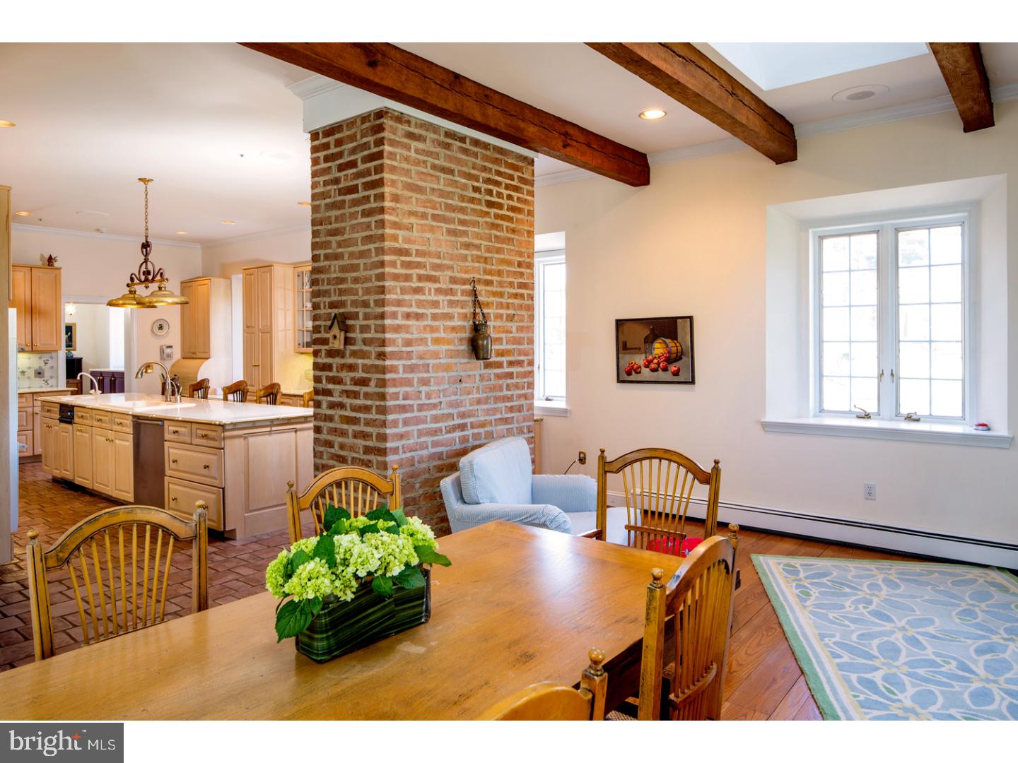 COUNTRY CLUB ESTS - Residential