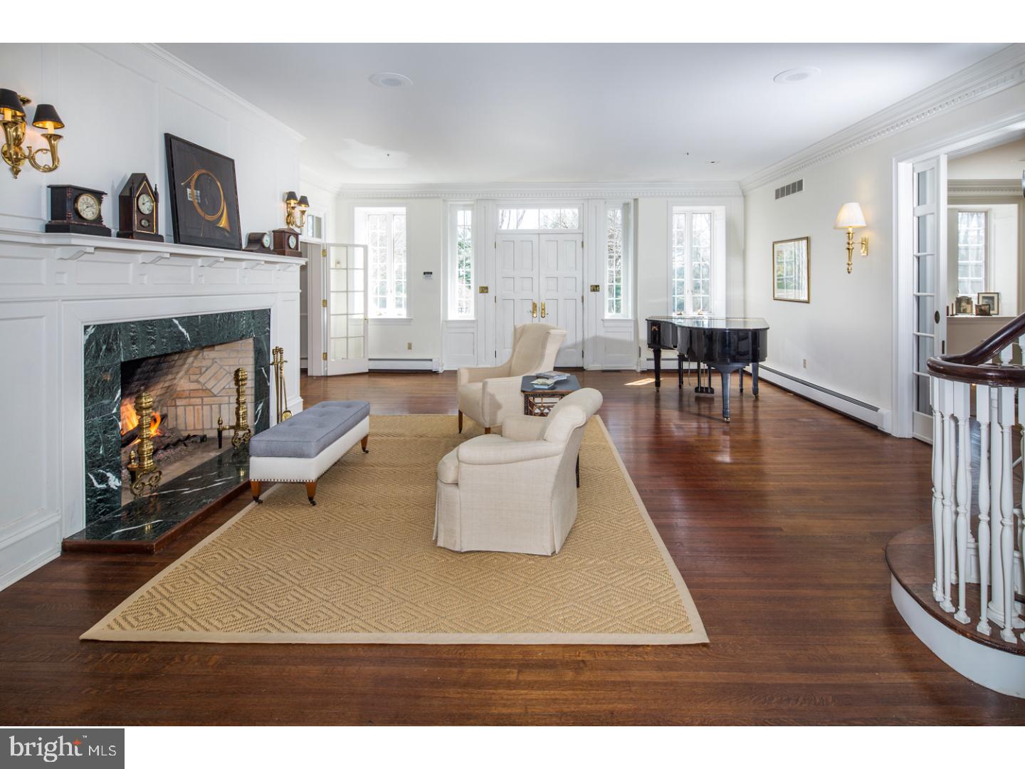 COUNTRY CLUB ESTS - Residential