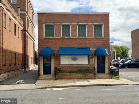 Photo of 9403 Grant Avenue #100, MANASSAS, VA 20110 (MLS # VAMN2012024)
