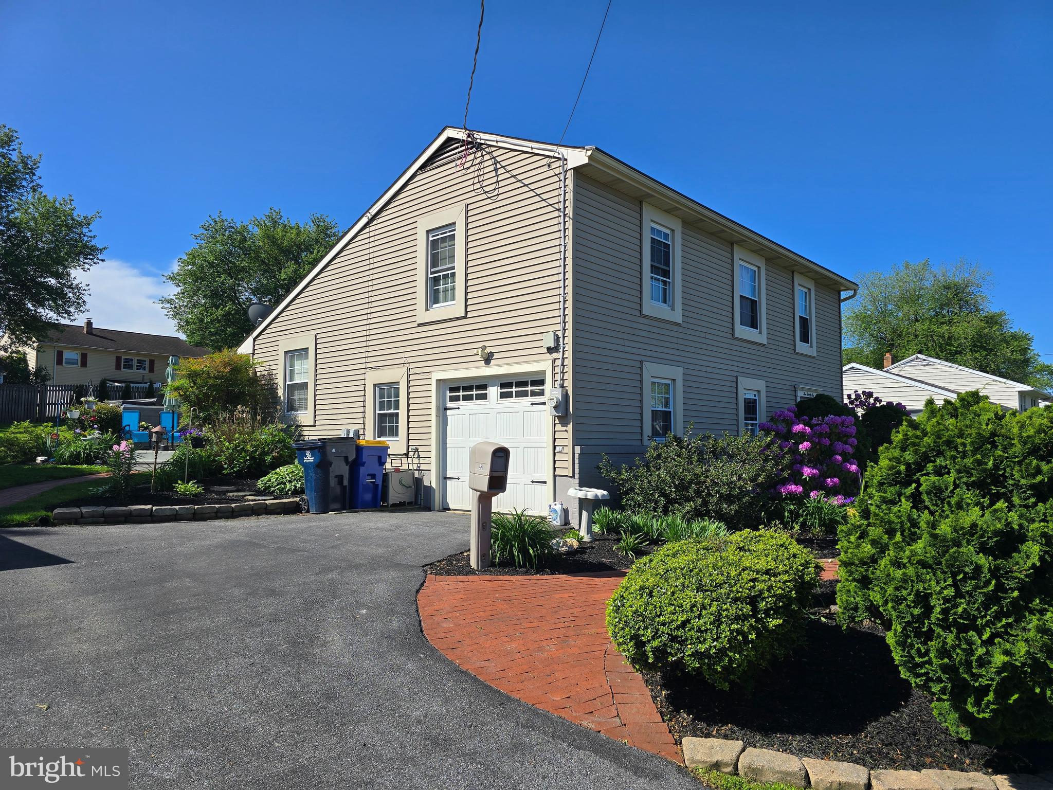 536 WESTFIELD DRIVE