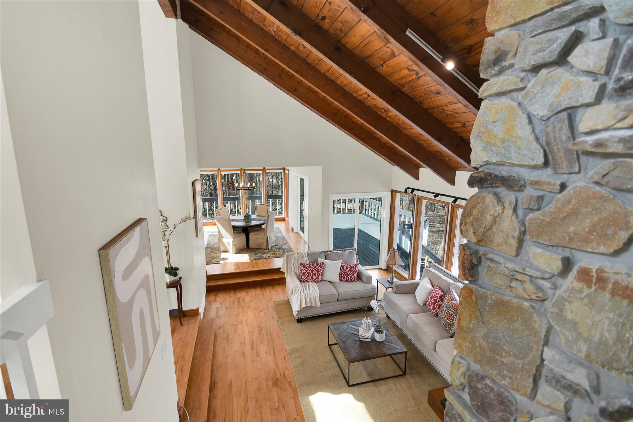 HERSHEYS MILL ESTS - Residential