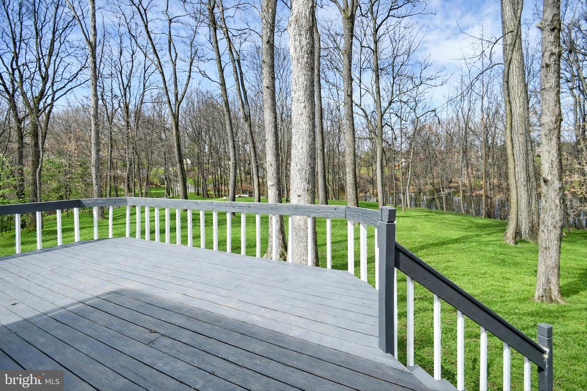 HERSHEYS MILL ESTS - Residential