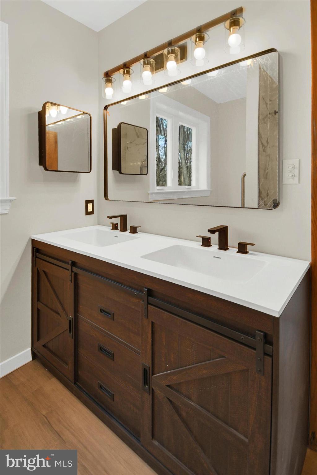 HERSHEYS MILL ESTS - Residential