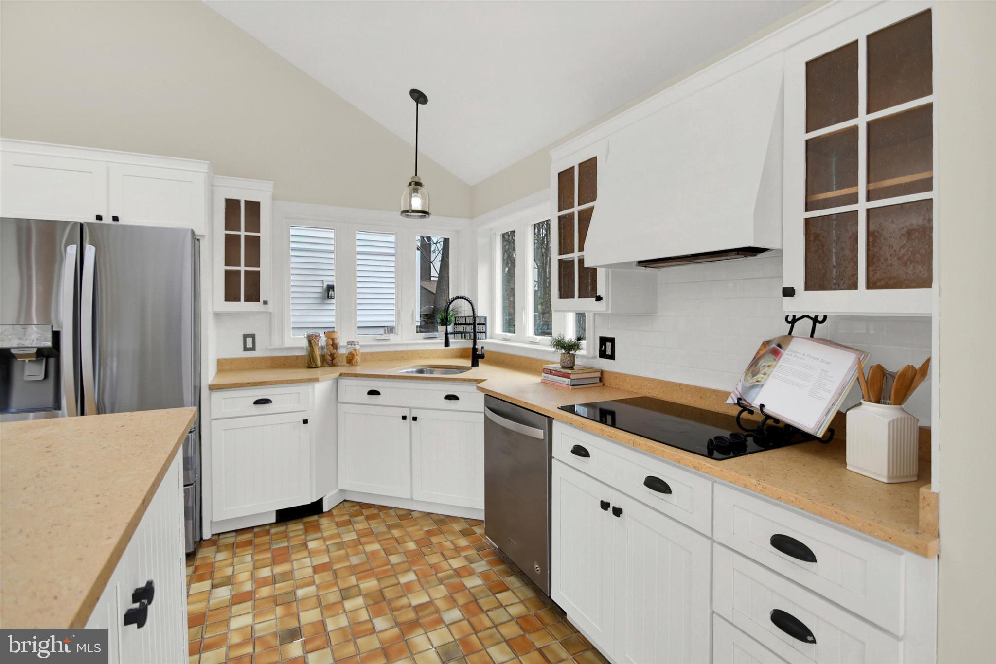 HERSHEYS MILL ESTS - Residential