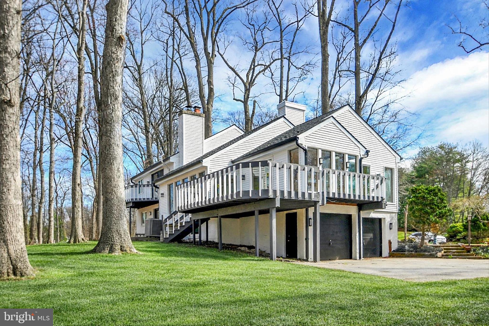 HERSHEYS MILL ESTS - Residential