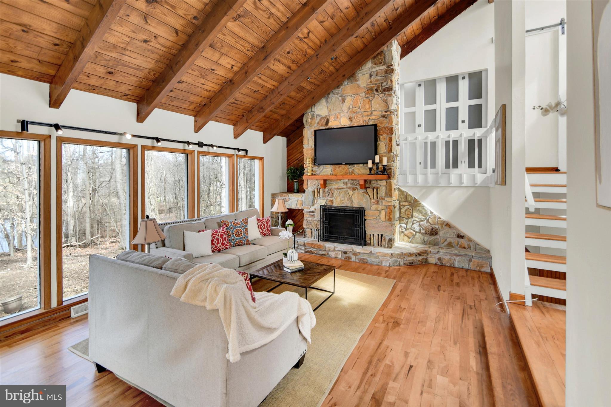 HERSHEYS MILL ESTS - Residential