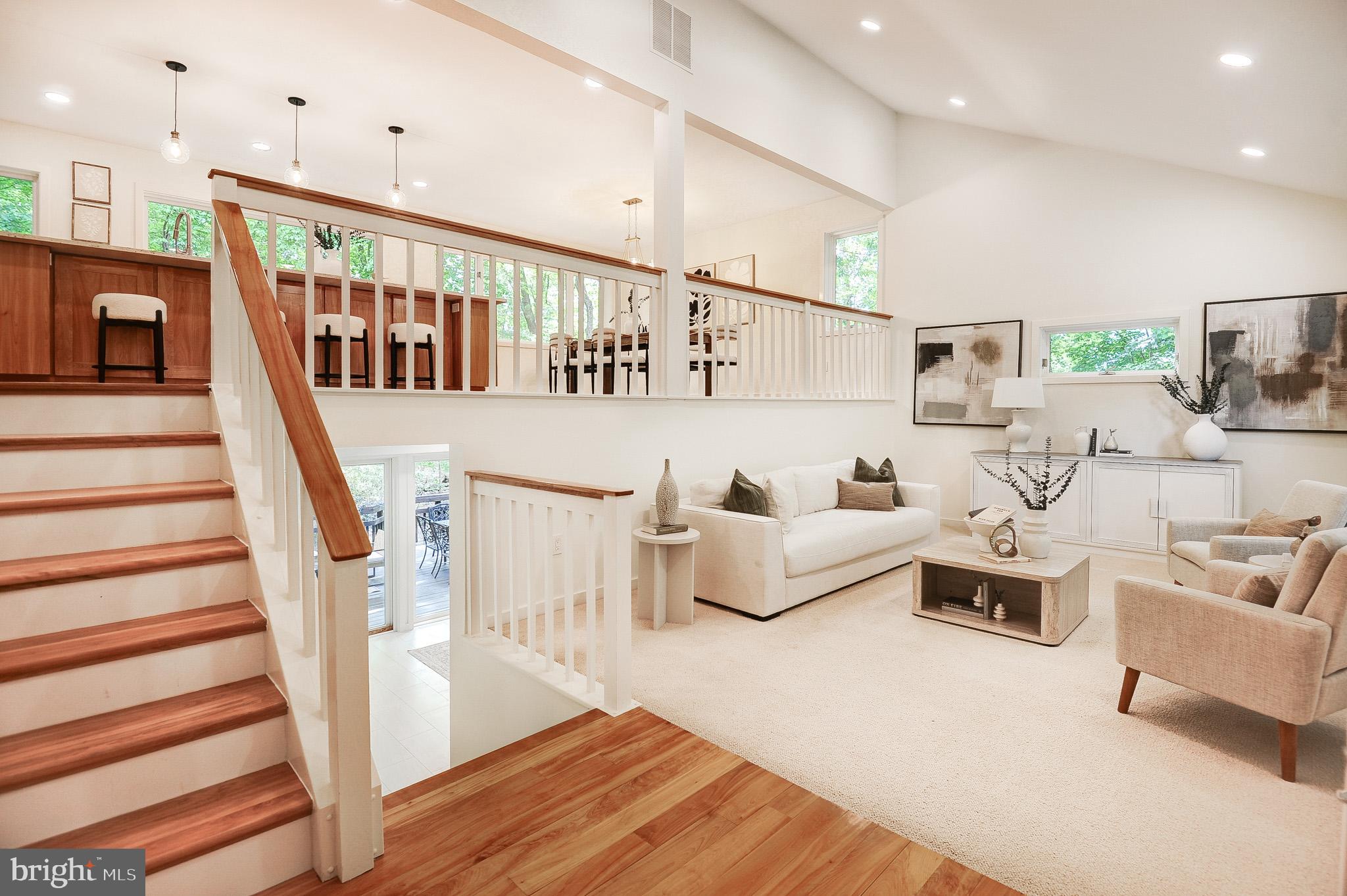 RESTON - Residential