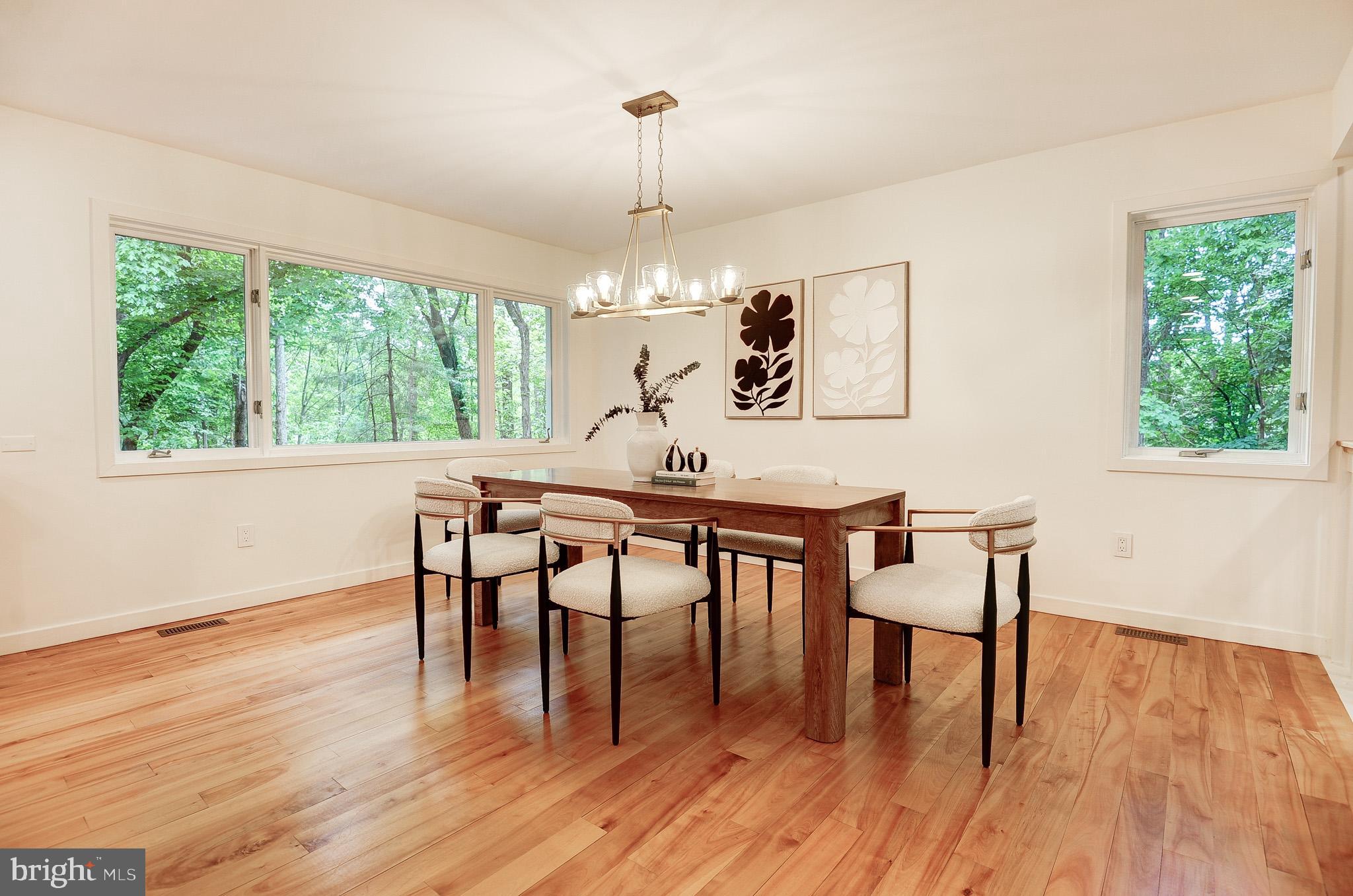 RESTON - Residential