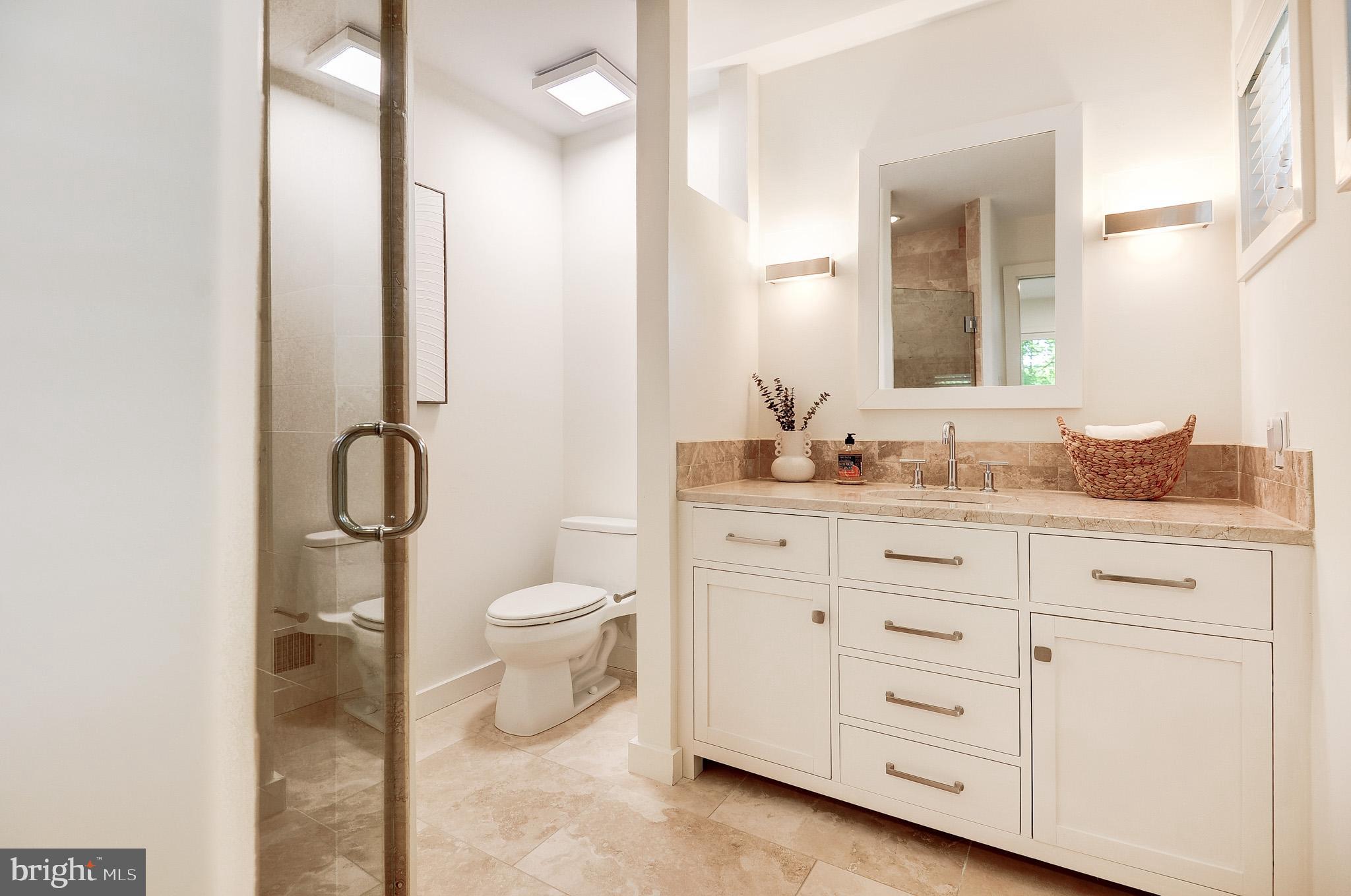 RESTON - Residential