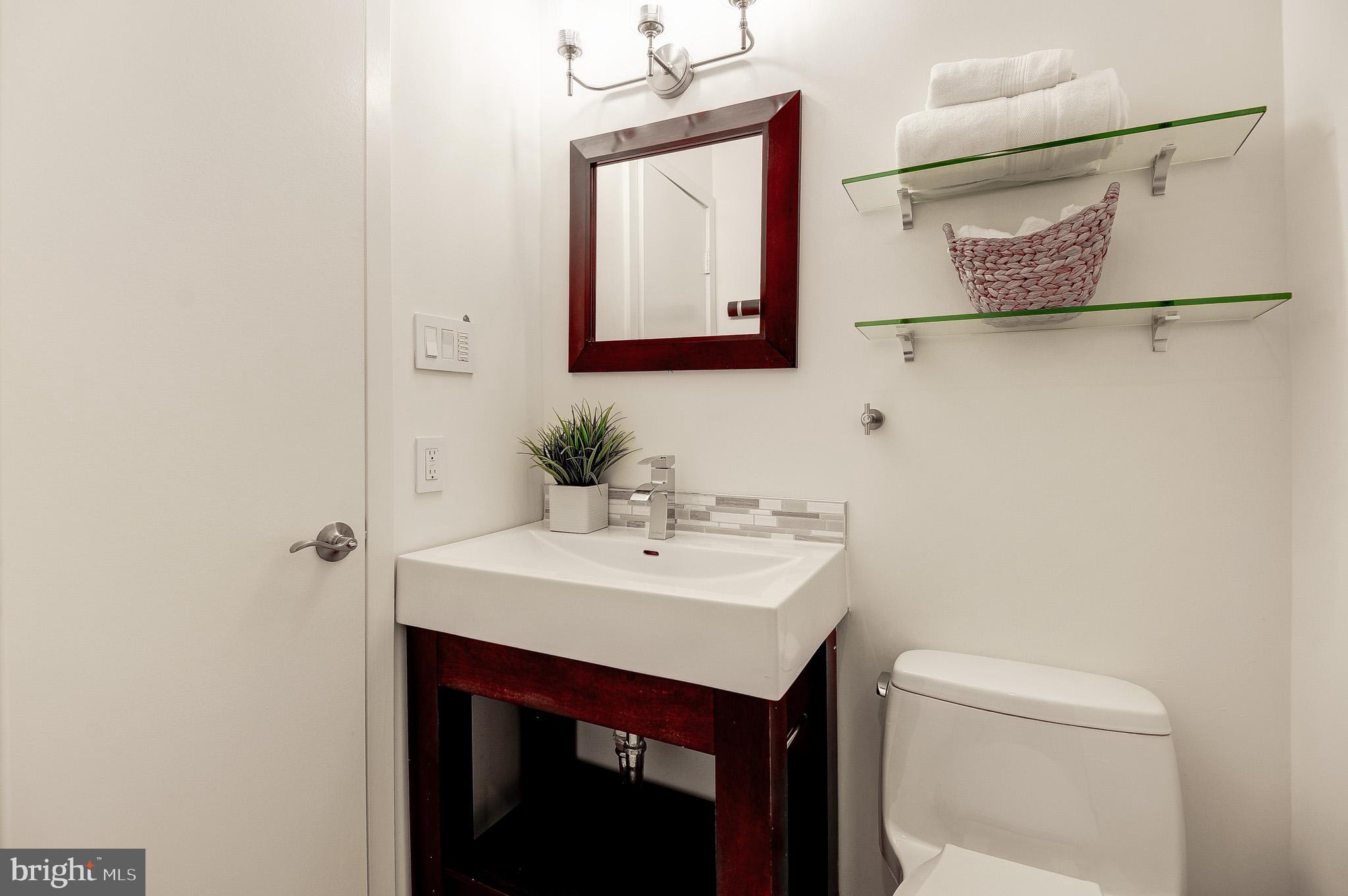 RESTON - Residential