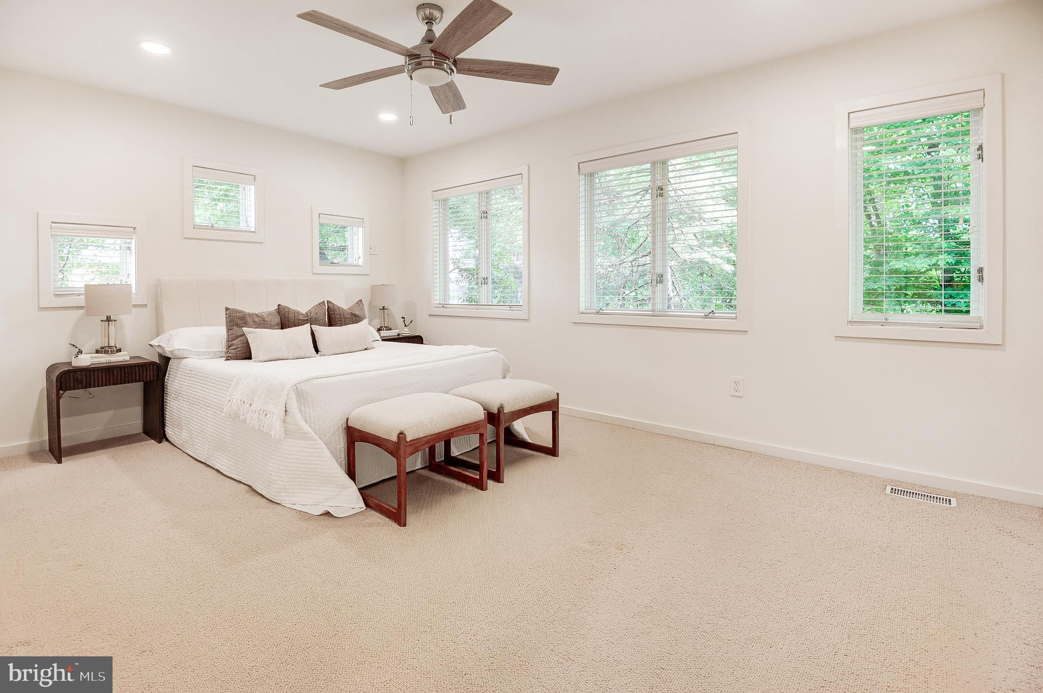 RESTON - Residential
