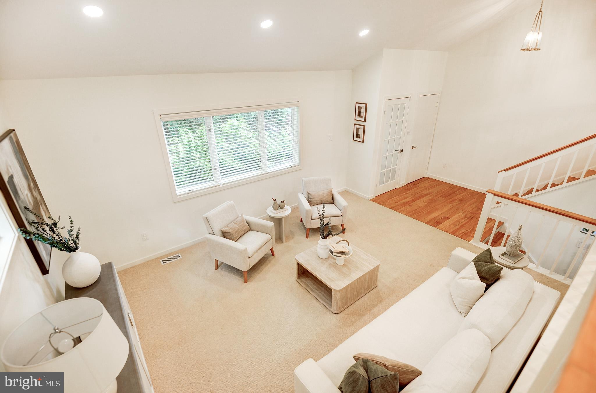 RESTON - Residential