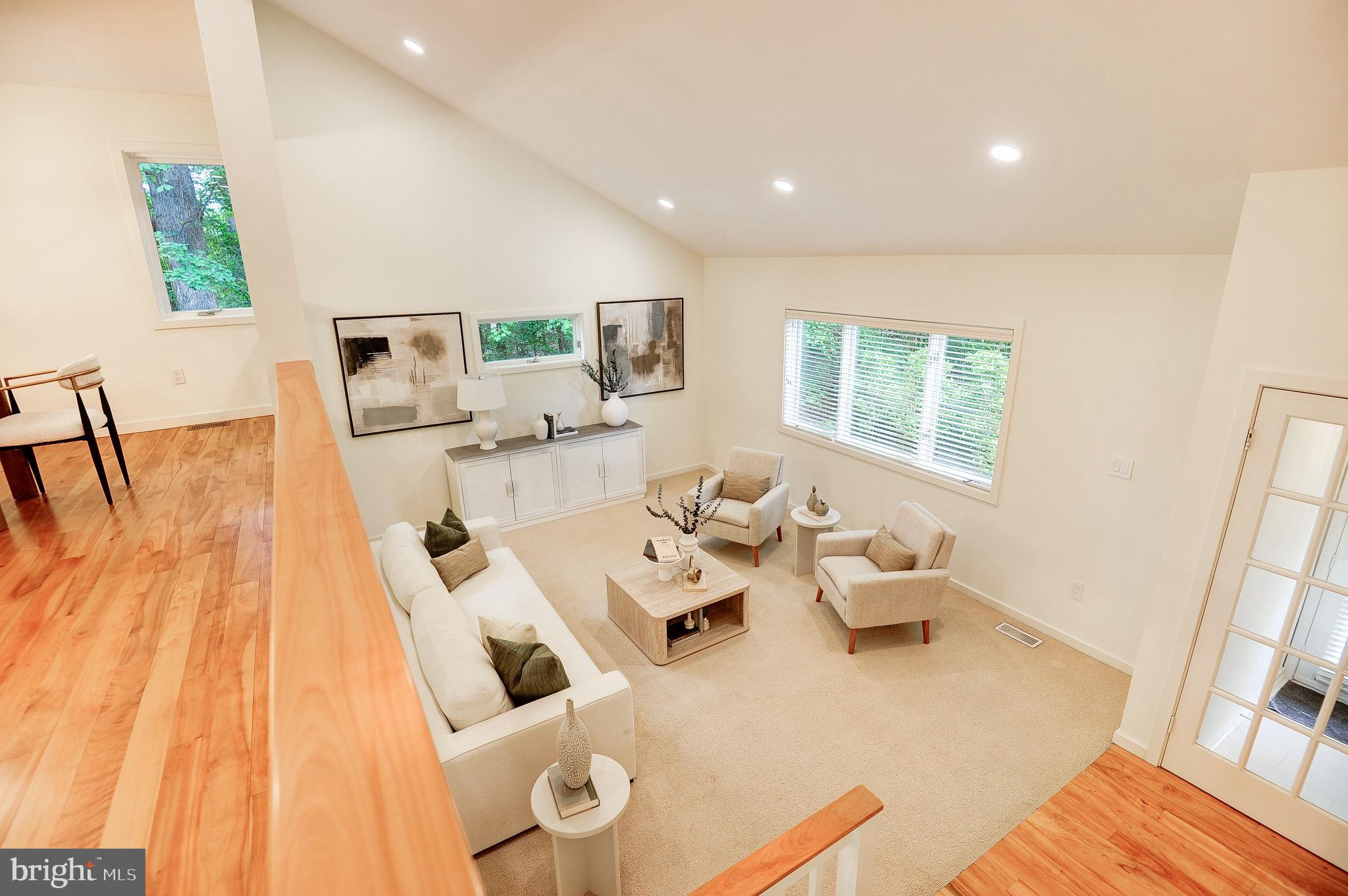 RESTON - Residential