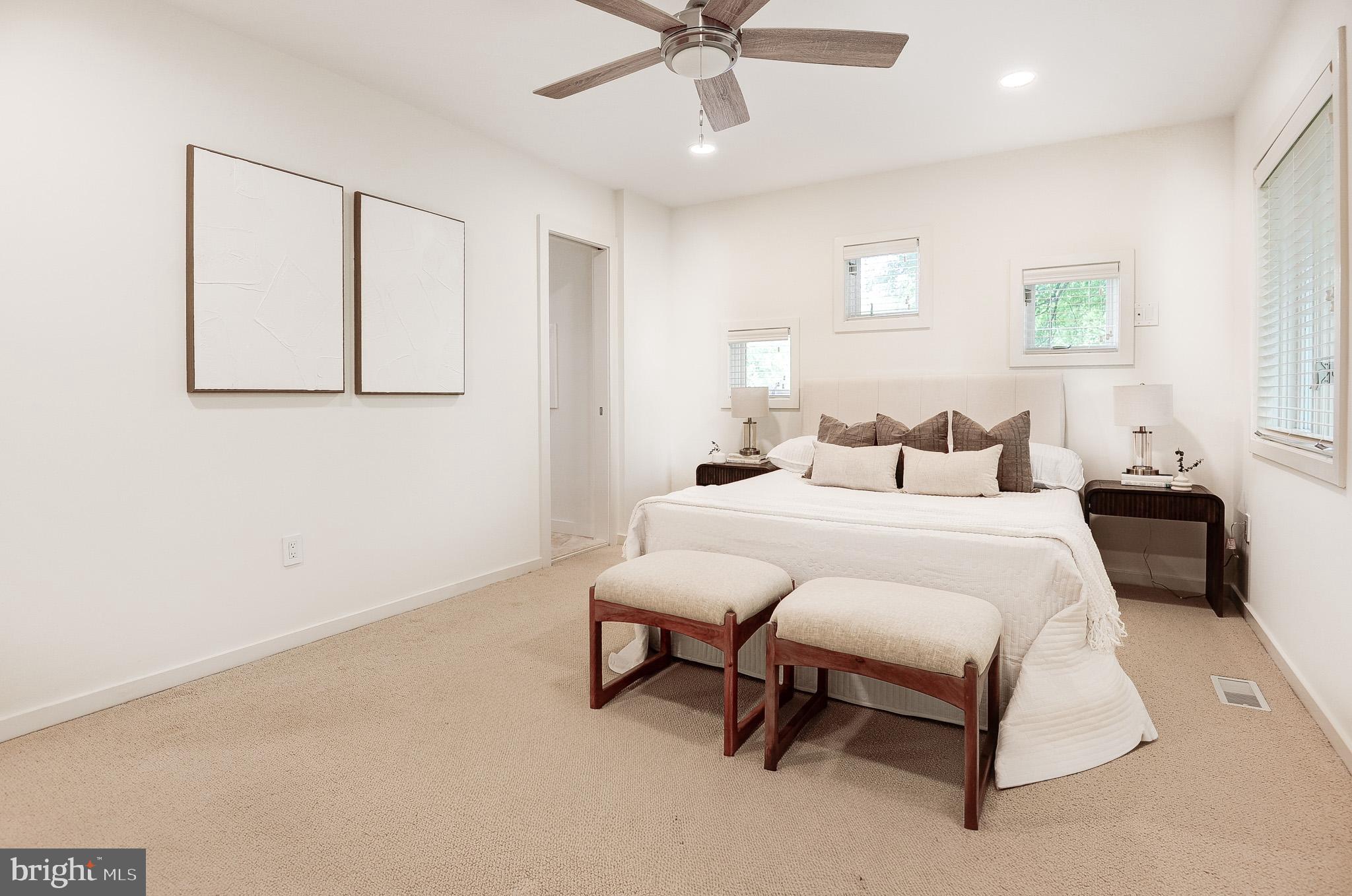 RESTON - Residential