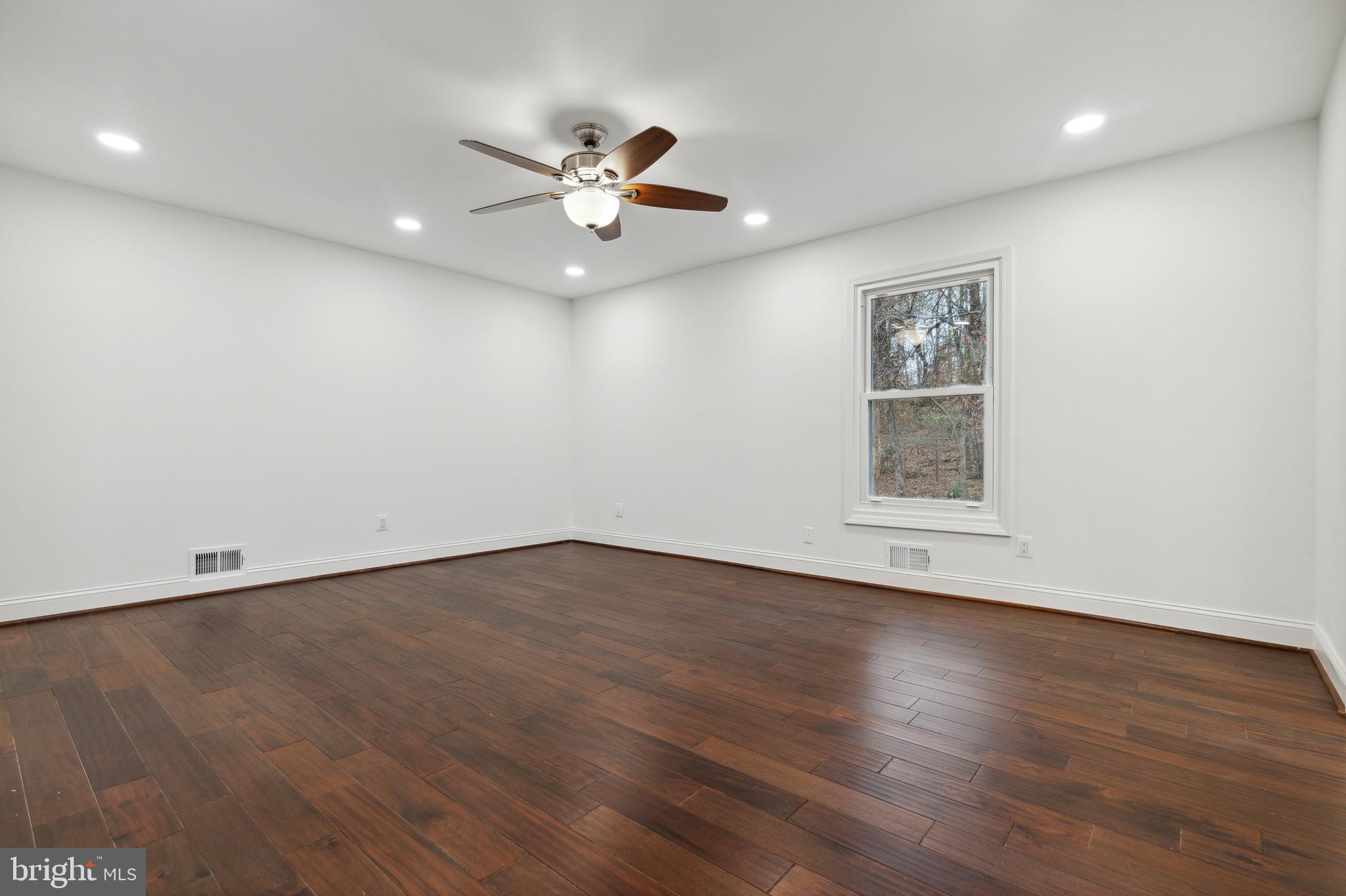 GRAHAM PARK J L CATO - Residential