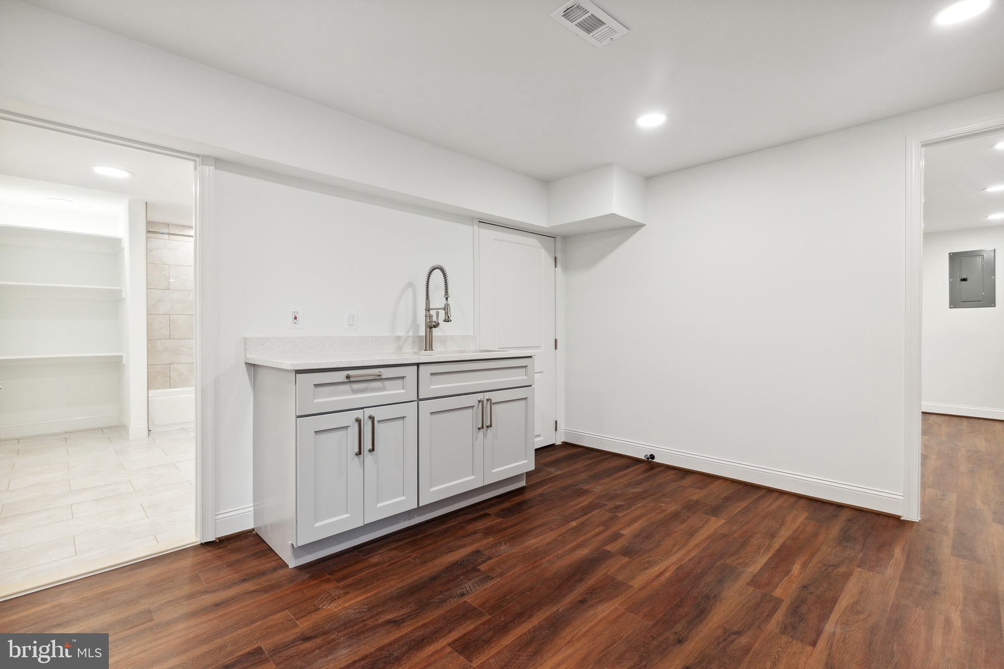 GRAHAM PARK J L CATO - Residential