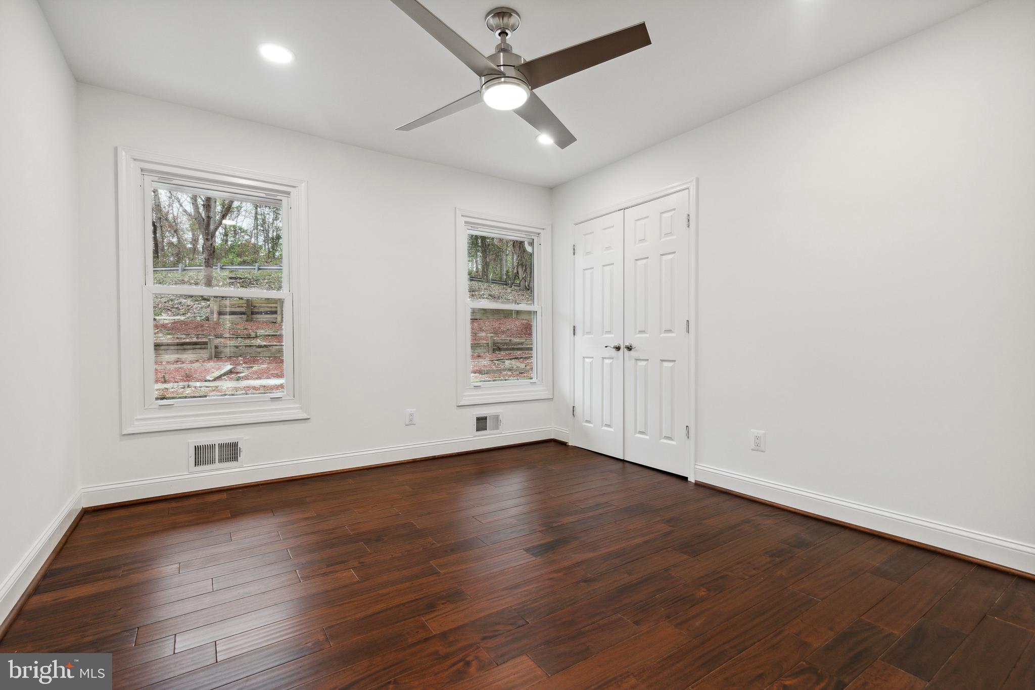 GRAHAM PARK J L CATO - Residential