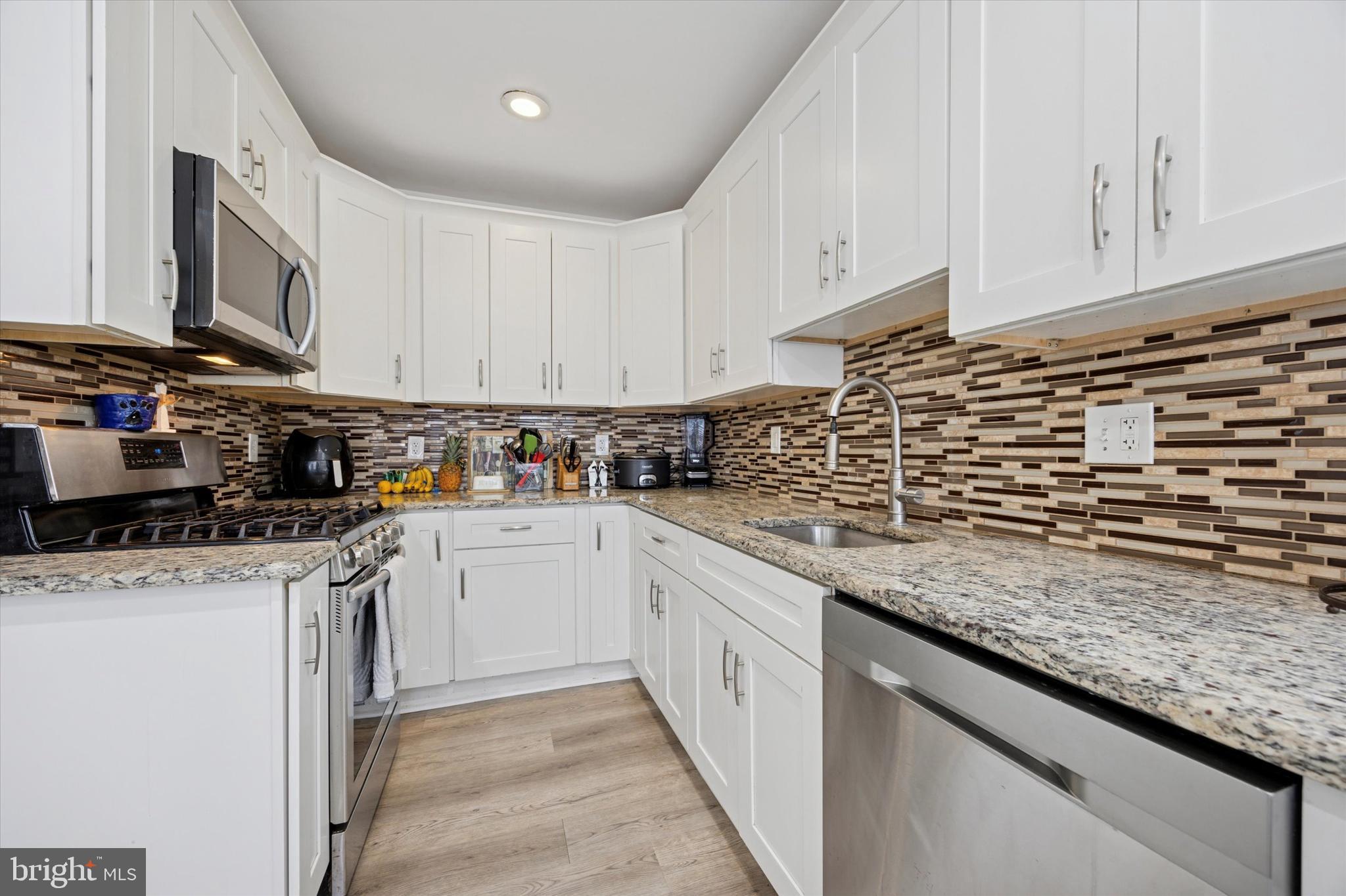 ROCKLEDGE - Residential