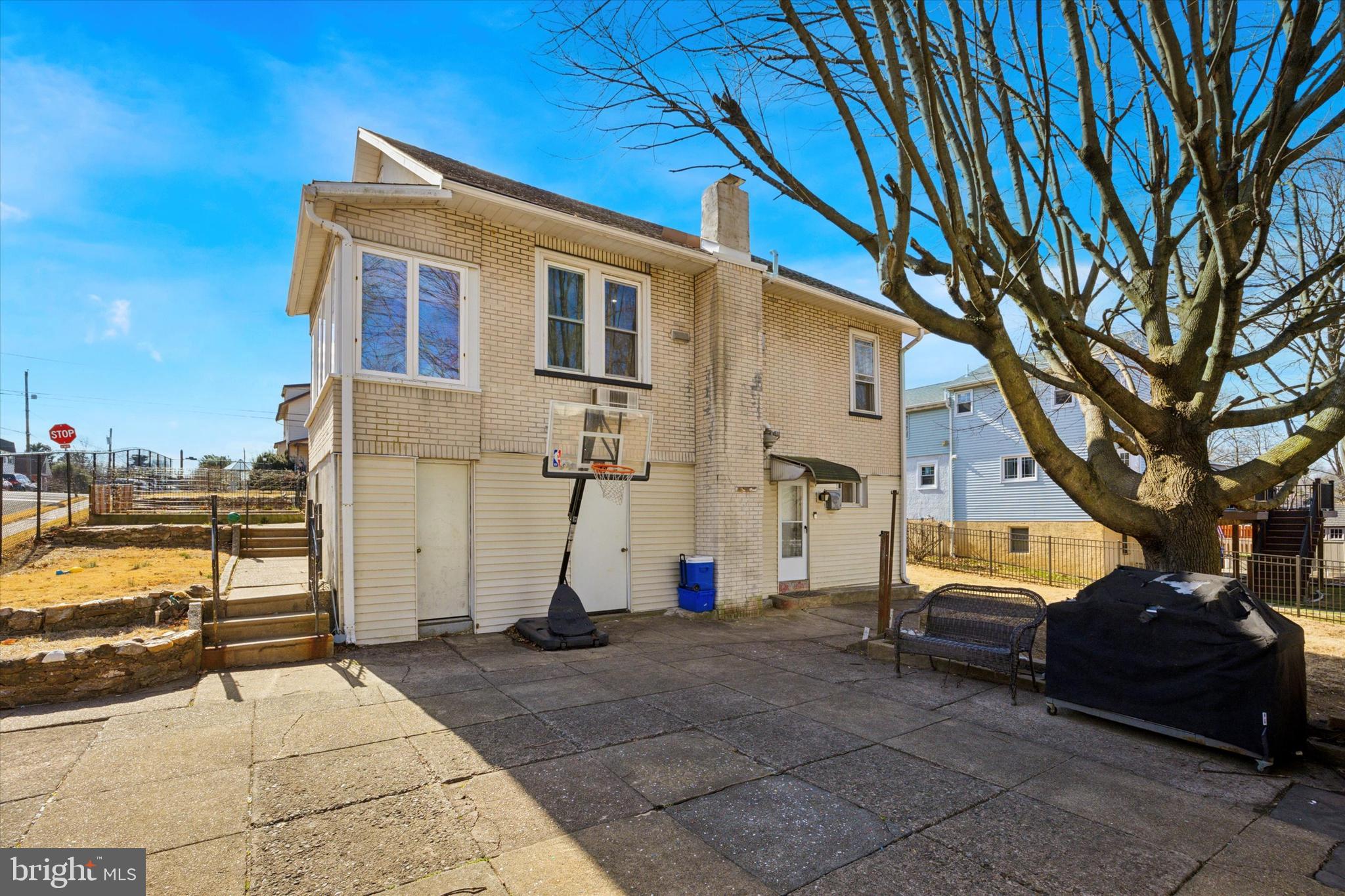 ROCKLEDGE - Residential