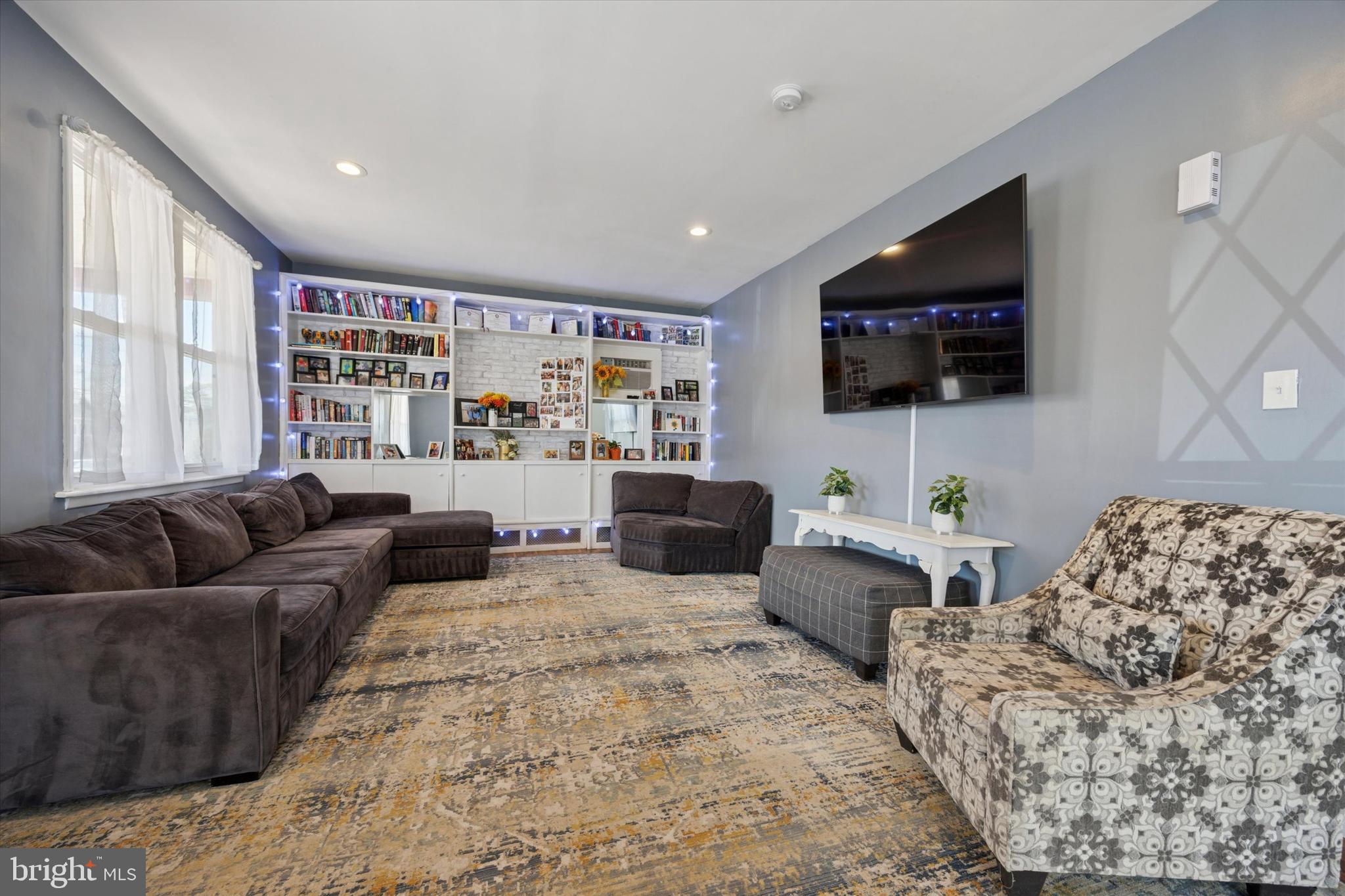 ROCKLEDGE - Residential