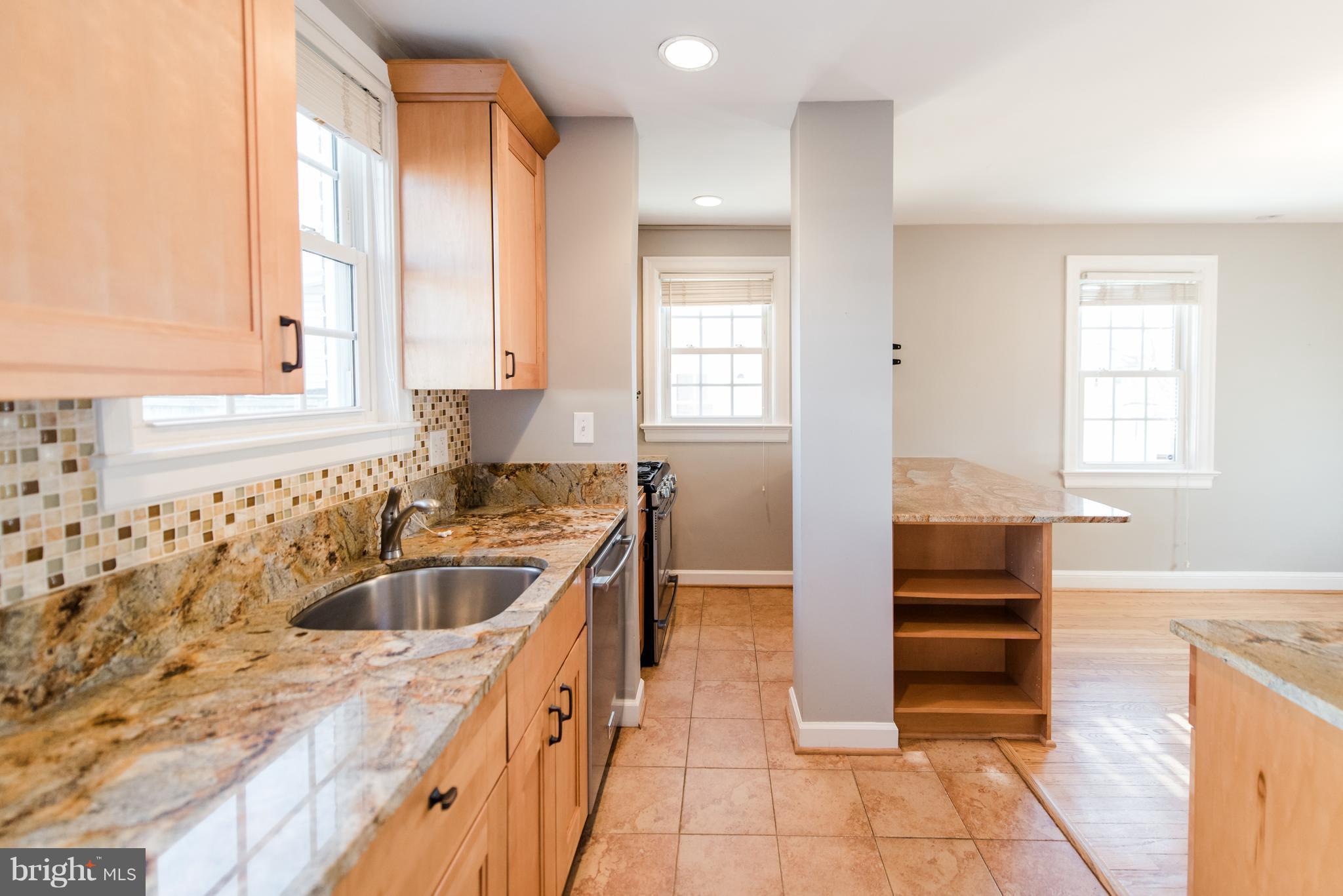 ROSEMONT PARK - Residential