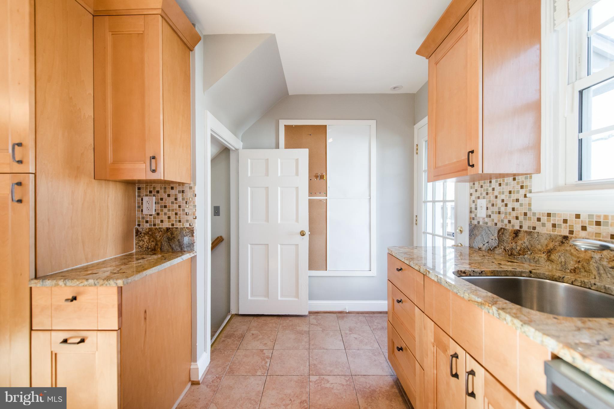 ROSEMONT PARK - Residential