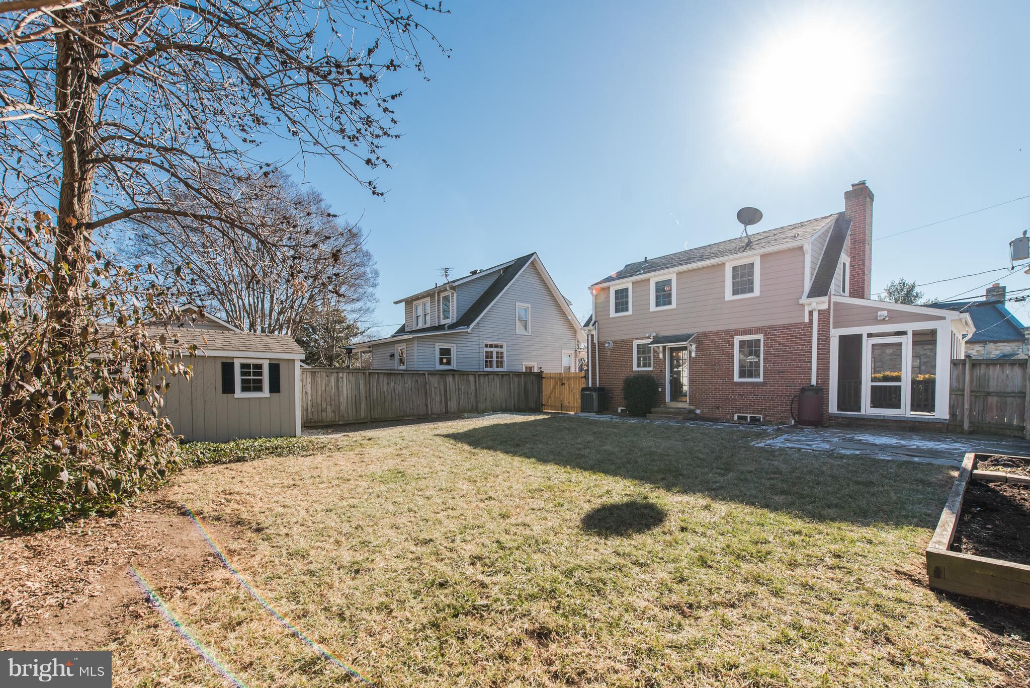 ROSEMONT PARK - Residential