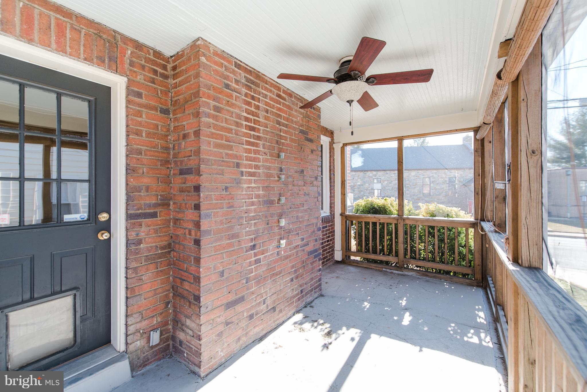 ROSEMONT PARK - Residential