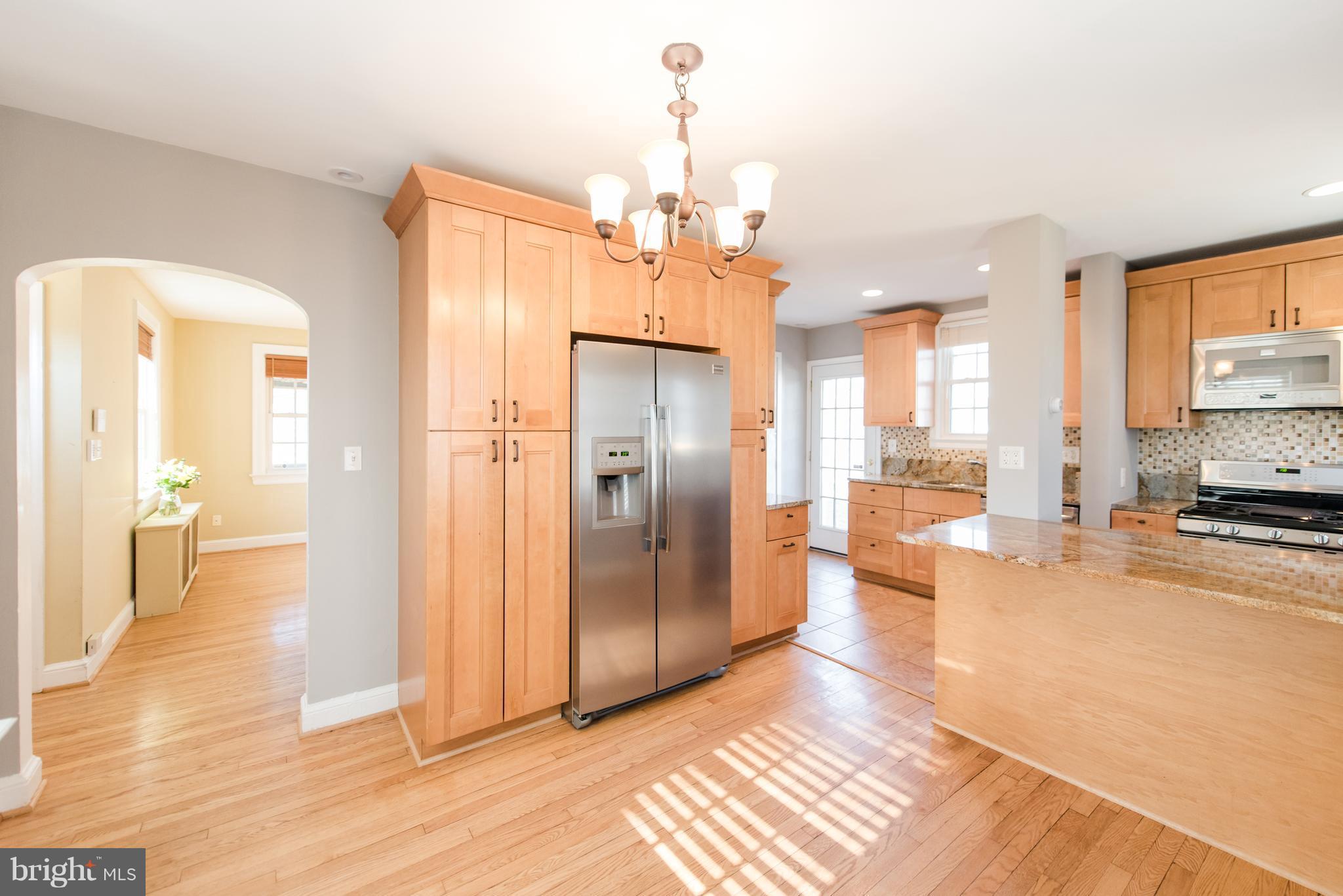 ROSEMONT PARK - Residential