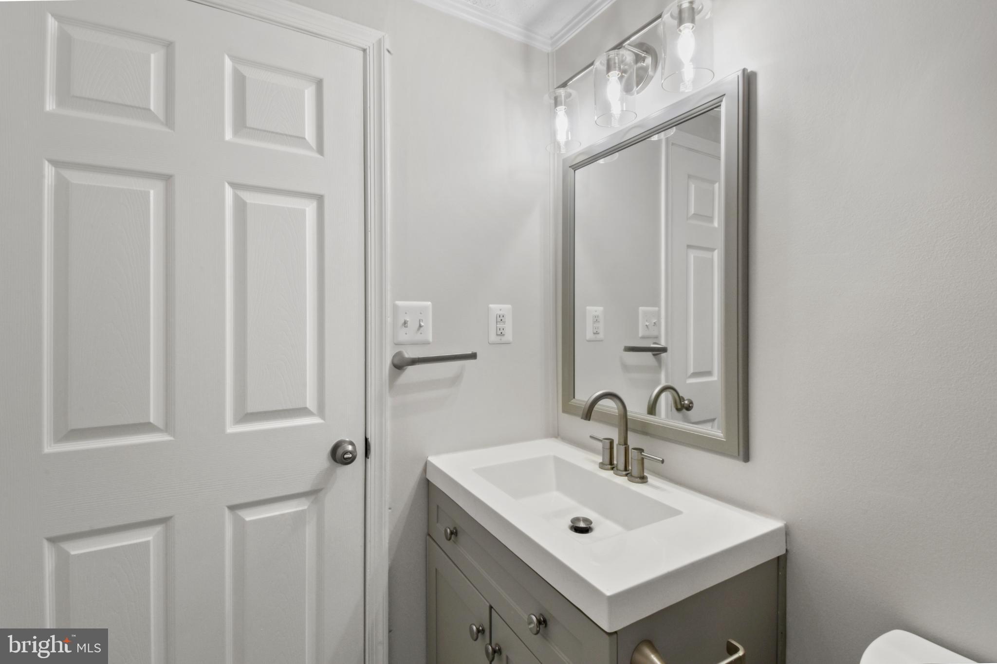 TODDS TAVERN - Residential