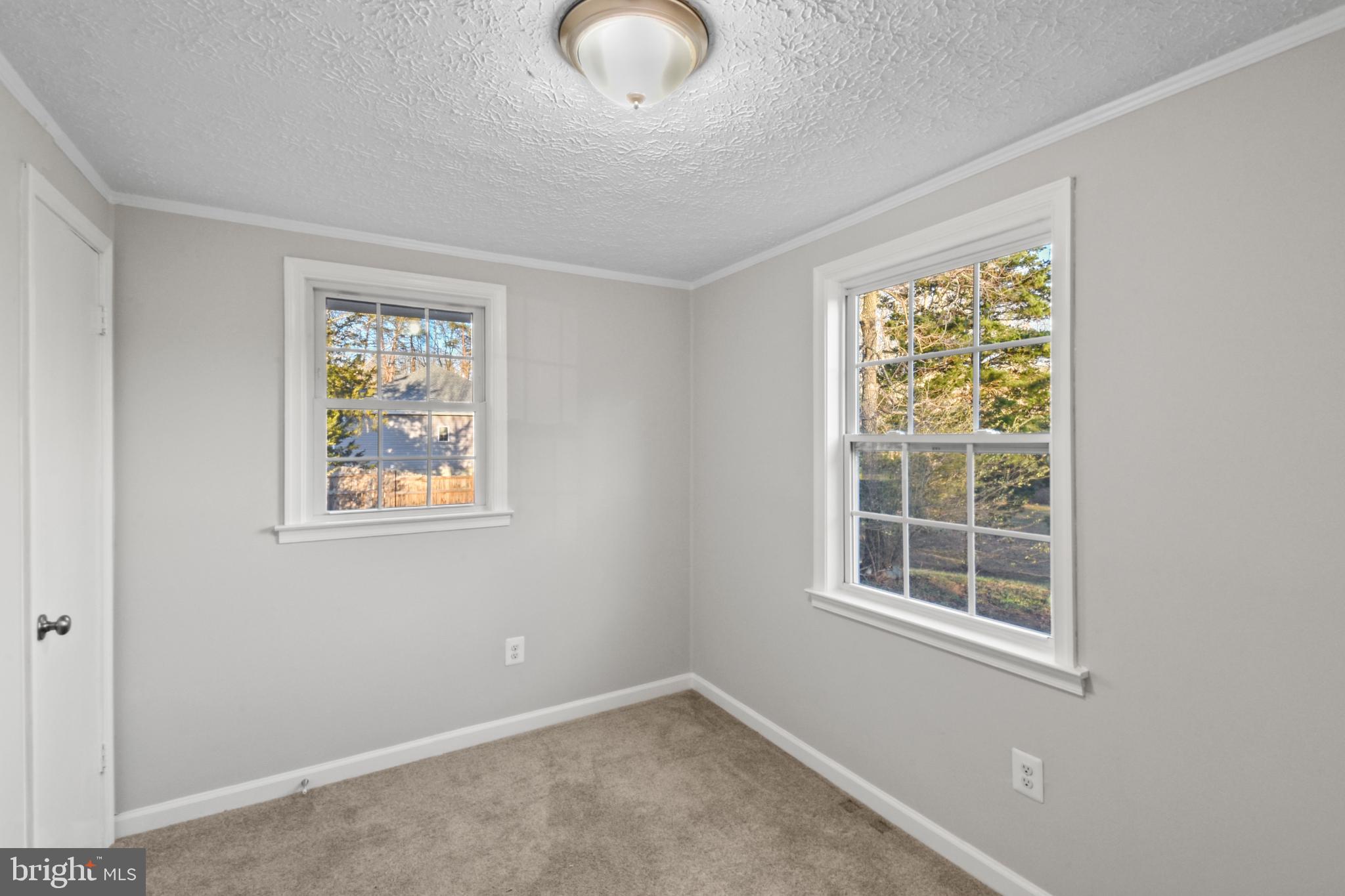 TODDS TAVERN - Residential