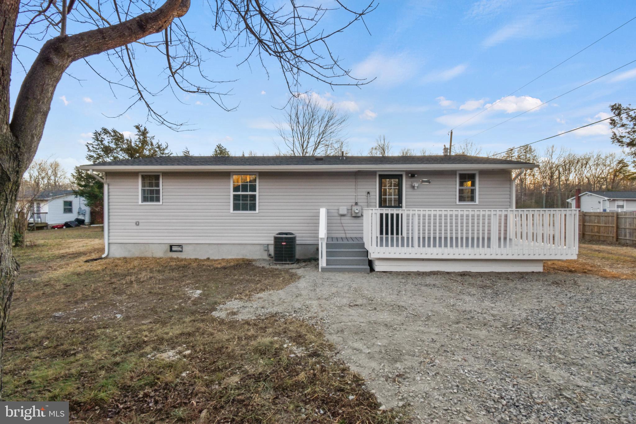 TODDS TAVERN - Residential