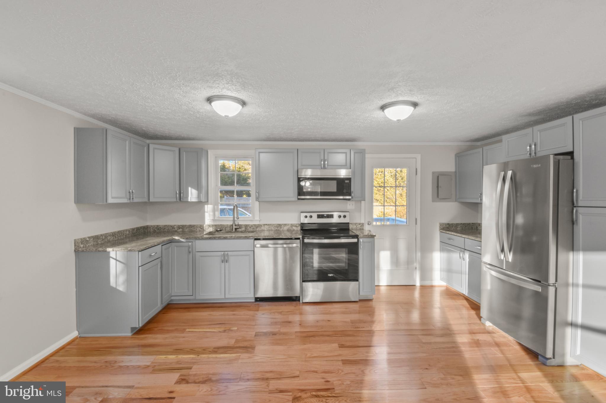 TODDS TAVERN - Residential