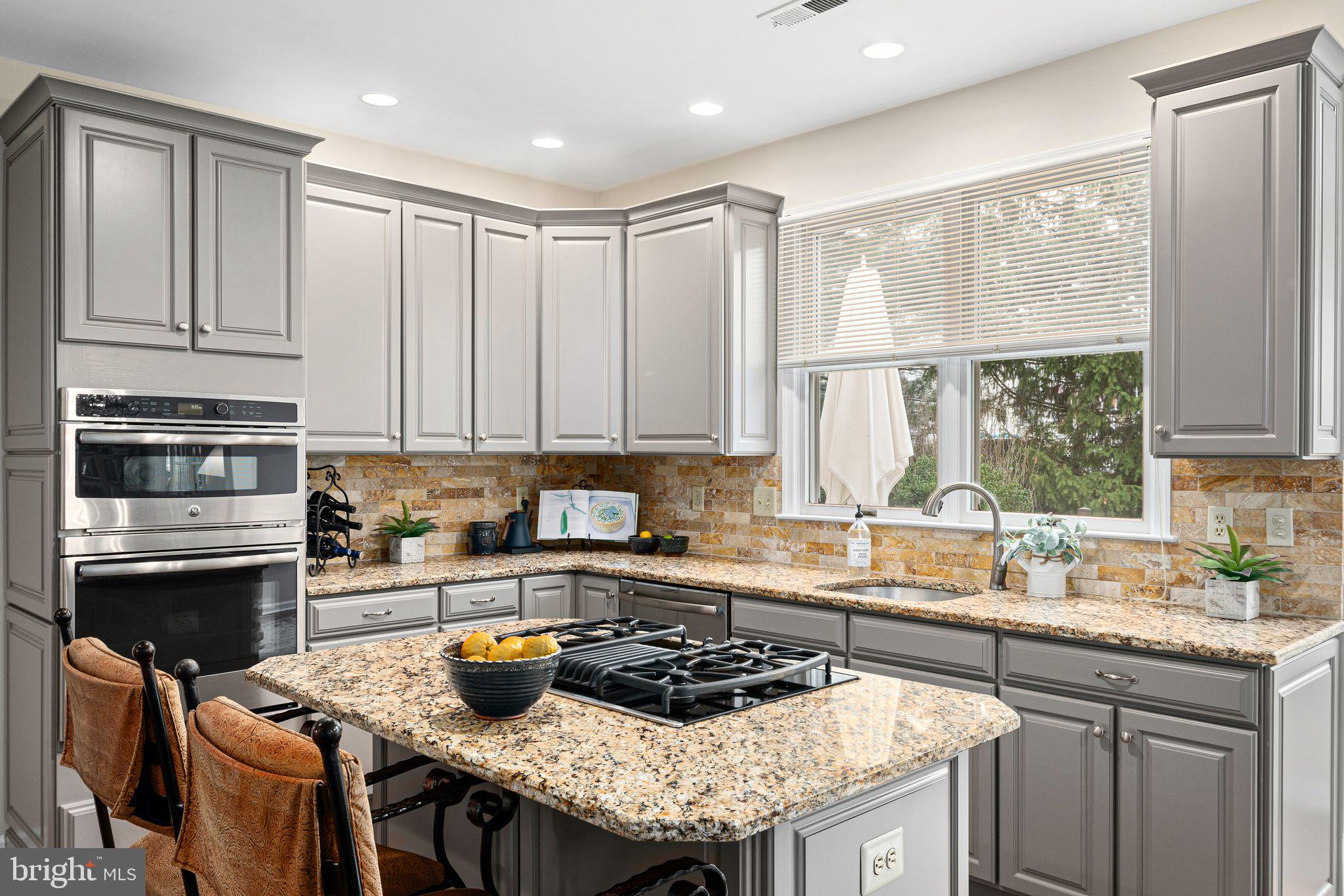 MILL RUN - Residential