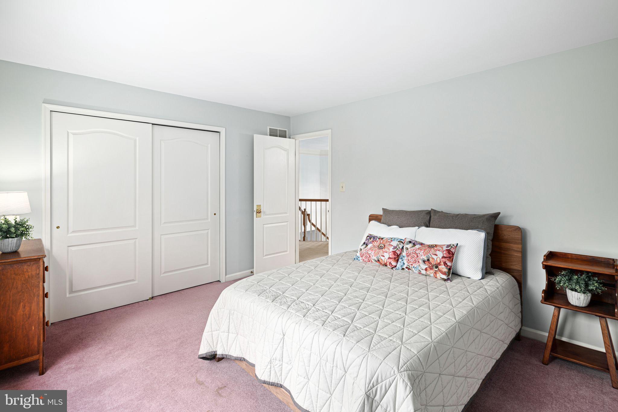 MILL RUN - Residential