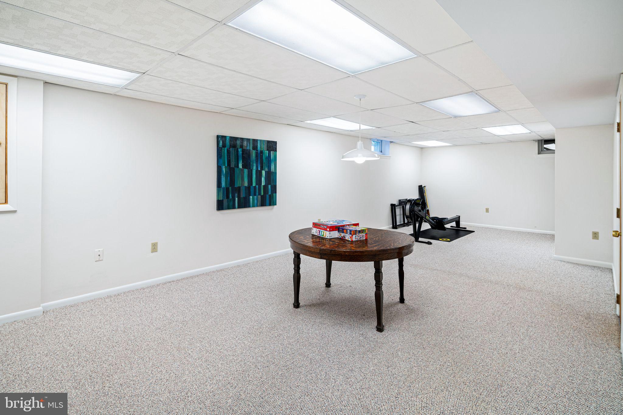 MILL RUN - Residential