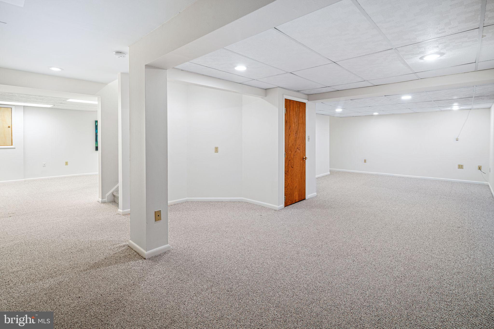 MILL RUN - Residential