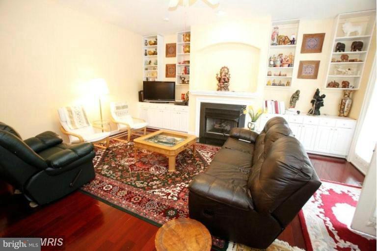 KING FARM WATKINS POND - Residential Lease