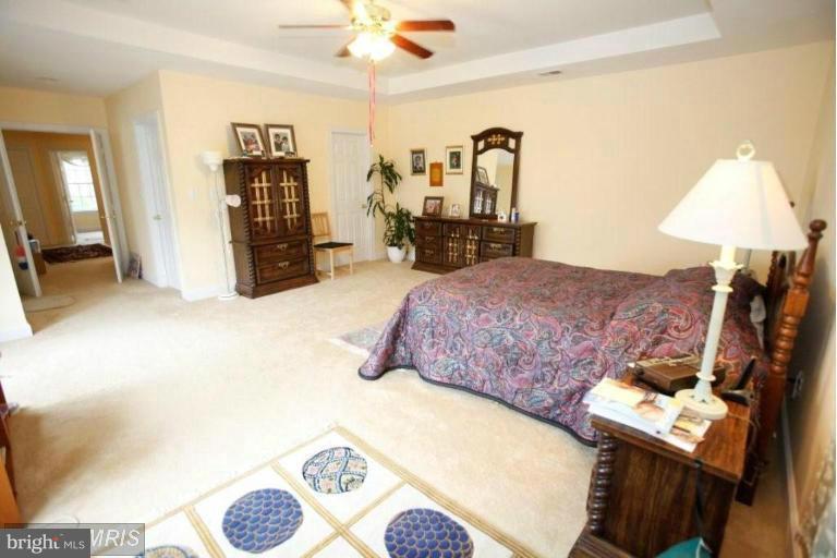 KING FARM WATKINS POND - Residential Lease