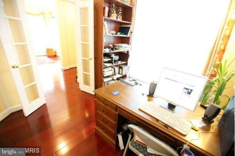 KING FARM WATKINS POND - Residential Lease