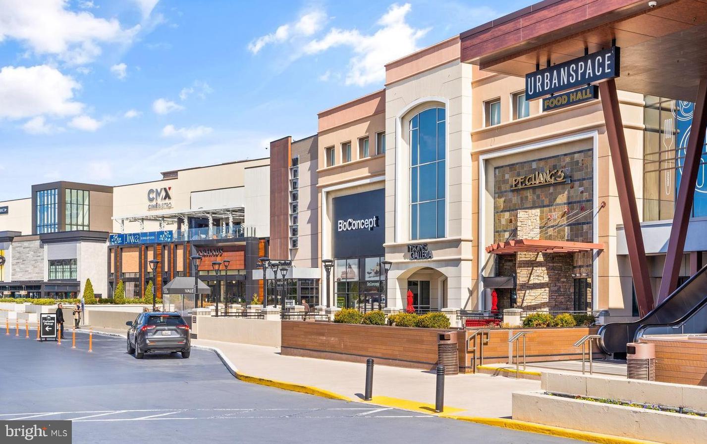 DUNN LORING WOODS - Residential