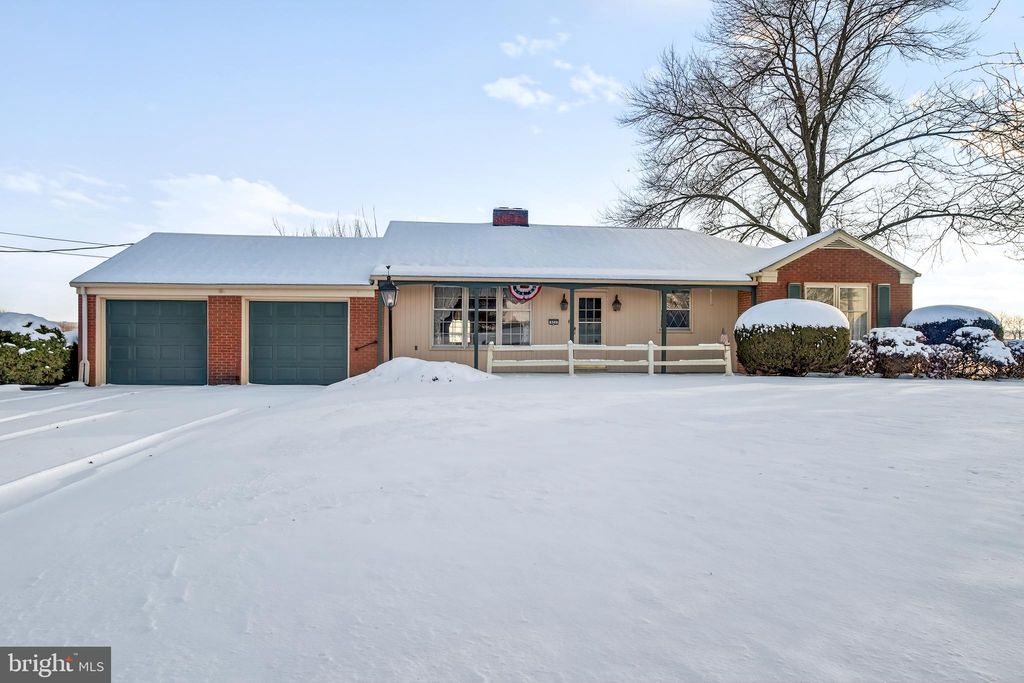 Photo of 922 Penn Grant Road, LANCASTER, PA 17602 (MLS # PALA2082214)