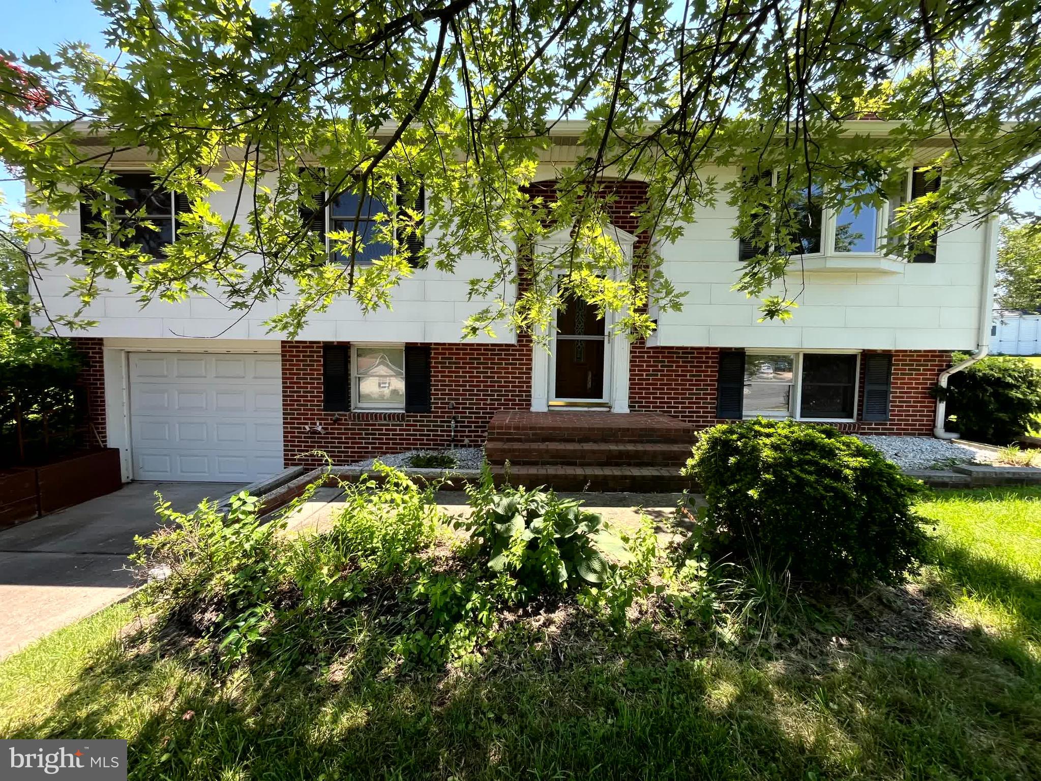 Charming home located in the community of Edge Mead. Beautiful hardwood floors in living room and bedrooms. Open layout, plenty of lighting. Cozy fully finished basement with fireplace. Fenced in rear yard with pool. Close to schools, shopping, and transportation. Don't miss out on the opportunity to own this home.