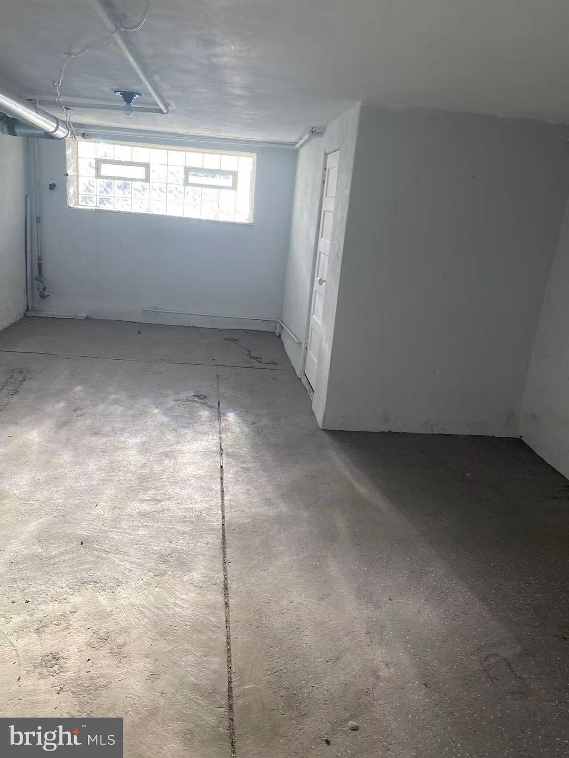 MAYFAIR (WEST) - Residential