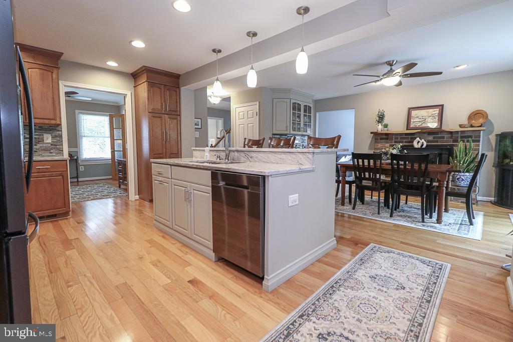 STEWARTS LANDING - Residential