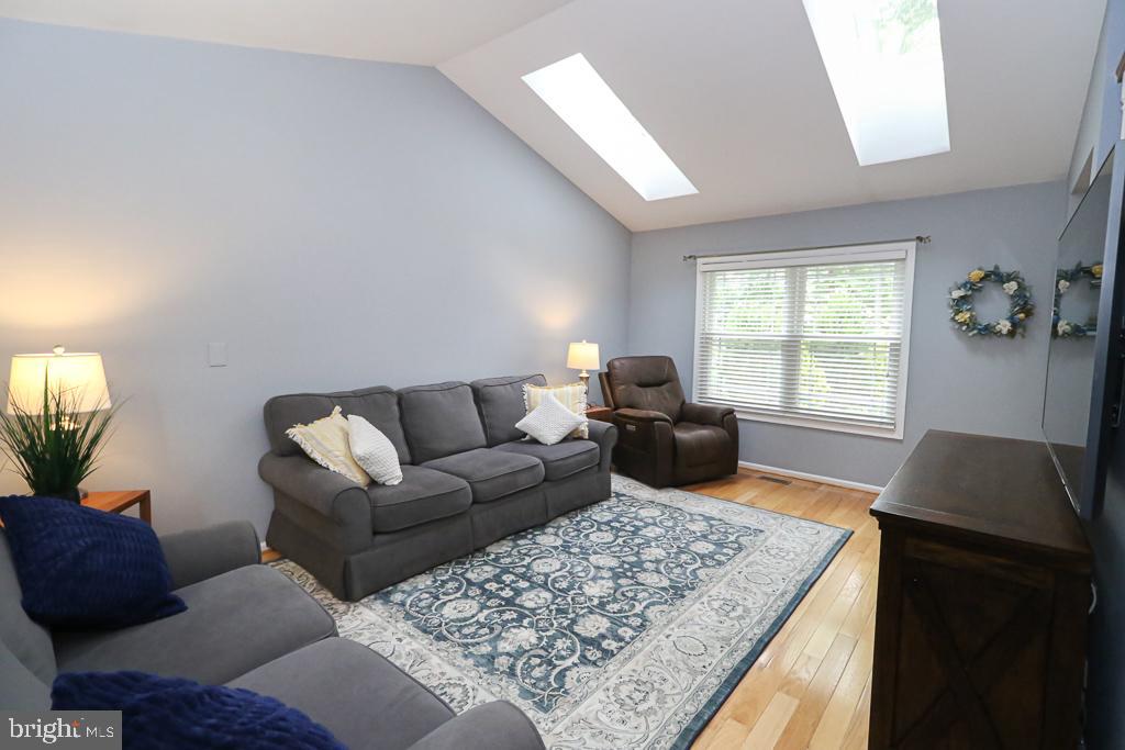 STEWARTS LANDING - Residential