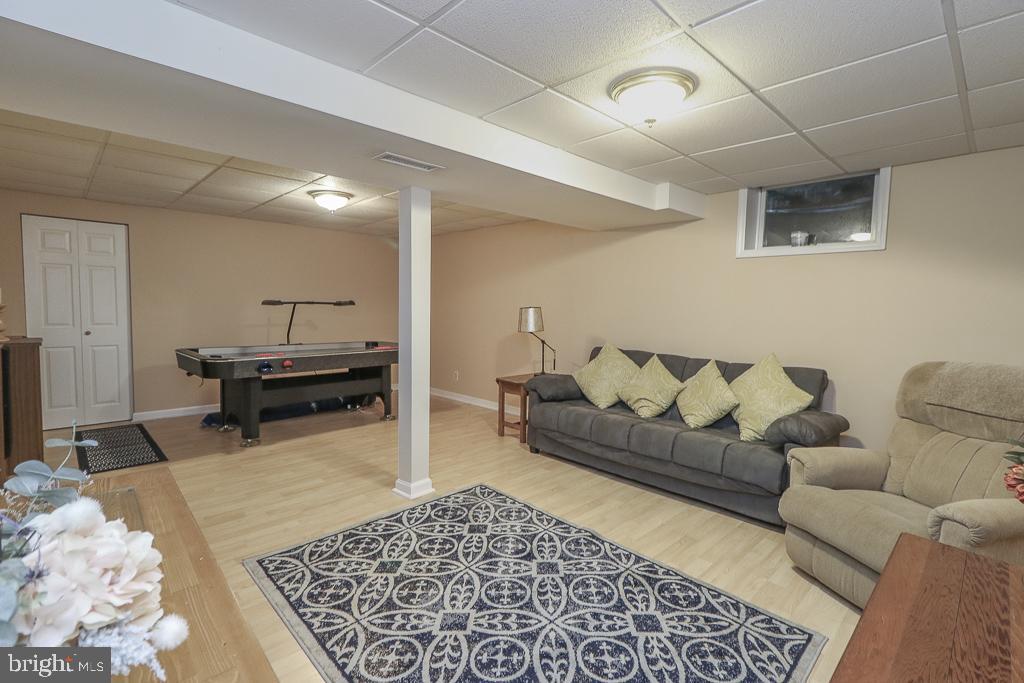 STEWARTS LANDING - Residential