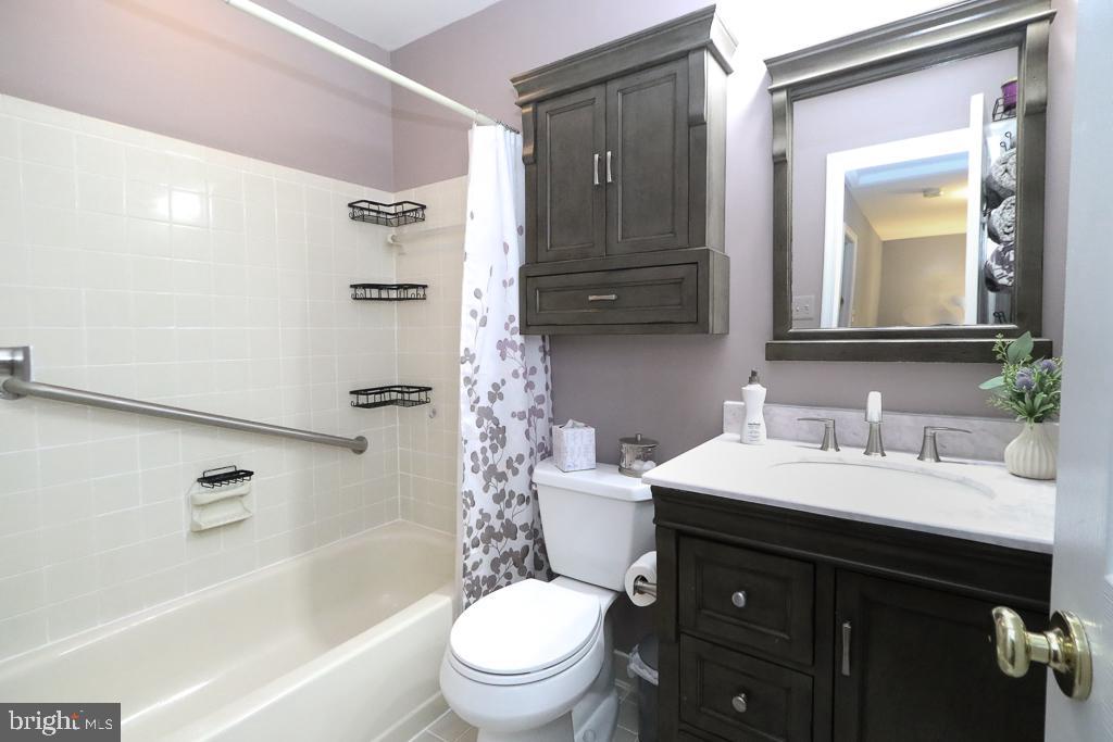 STEWARTS LANDING - Residential