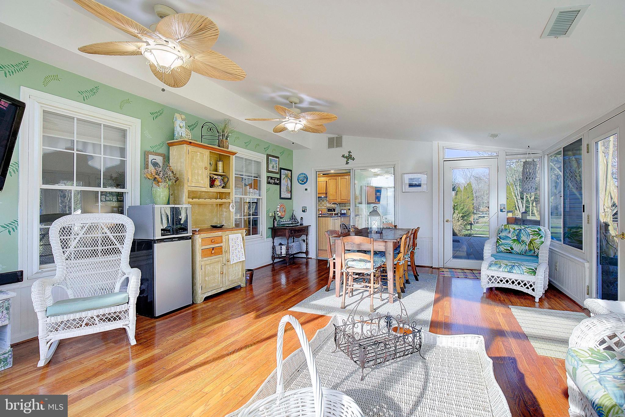 PLEASANT PLAINS - Residential