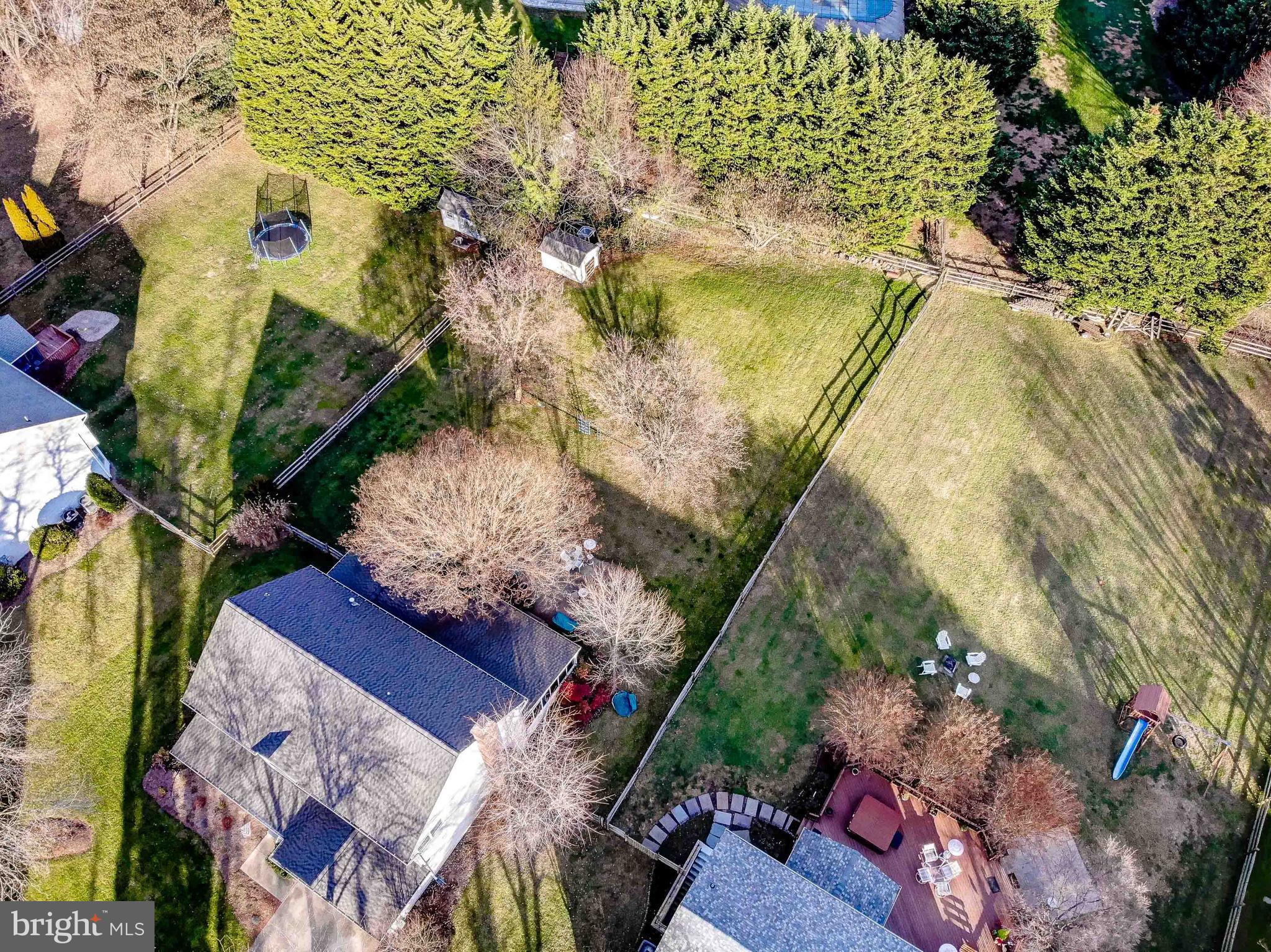 PLEASANT PLAINS - Residential